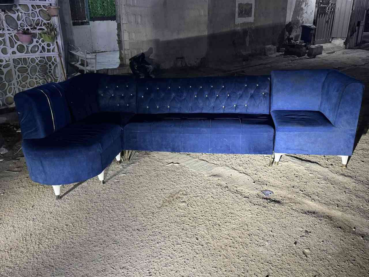 السلام عليكم نص تخم المكان بغداد البياع السعر ٧٥ لاستفسار ***********
