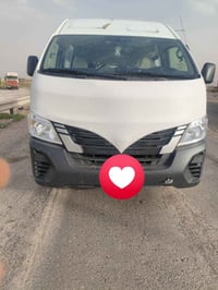 💎 عروسة اليورفان للبيع.. كفالة عامة وبحالة الوكالة 💎 نيسان  🚐 للبيع مو...
