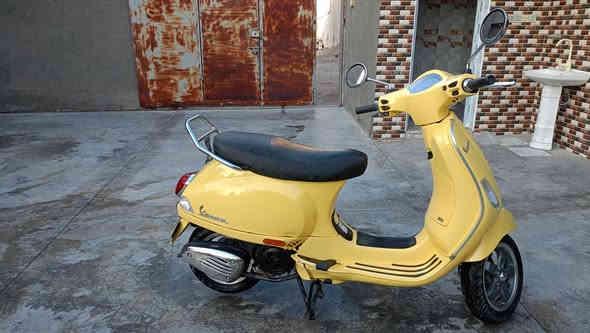 #دراجه فيسبا ايطالي مرقم اربيل مديل 2023 محركه 150cc وياها مري وعده درنفيس وسباين  ايطالي سعر سعره مليونين مكاني سماوه اي استفسار رقم ***********
