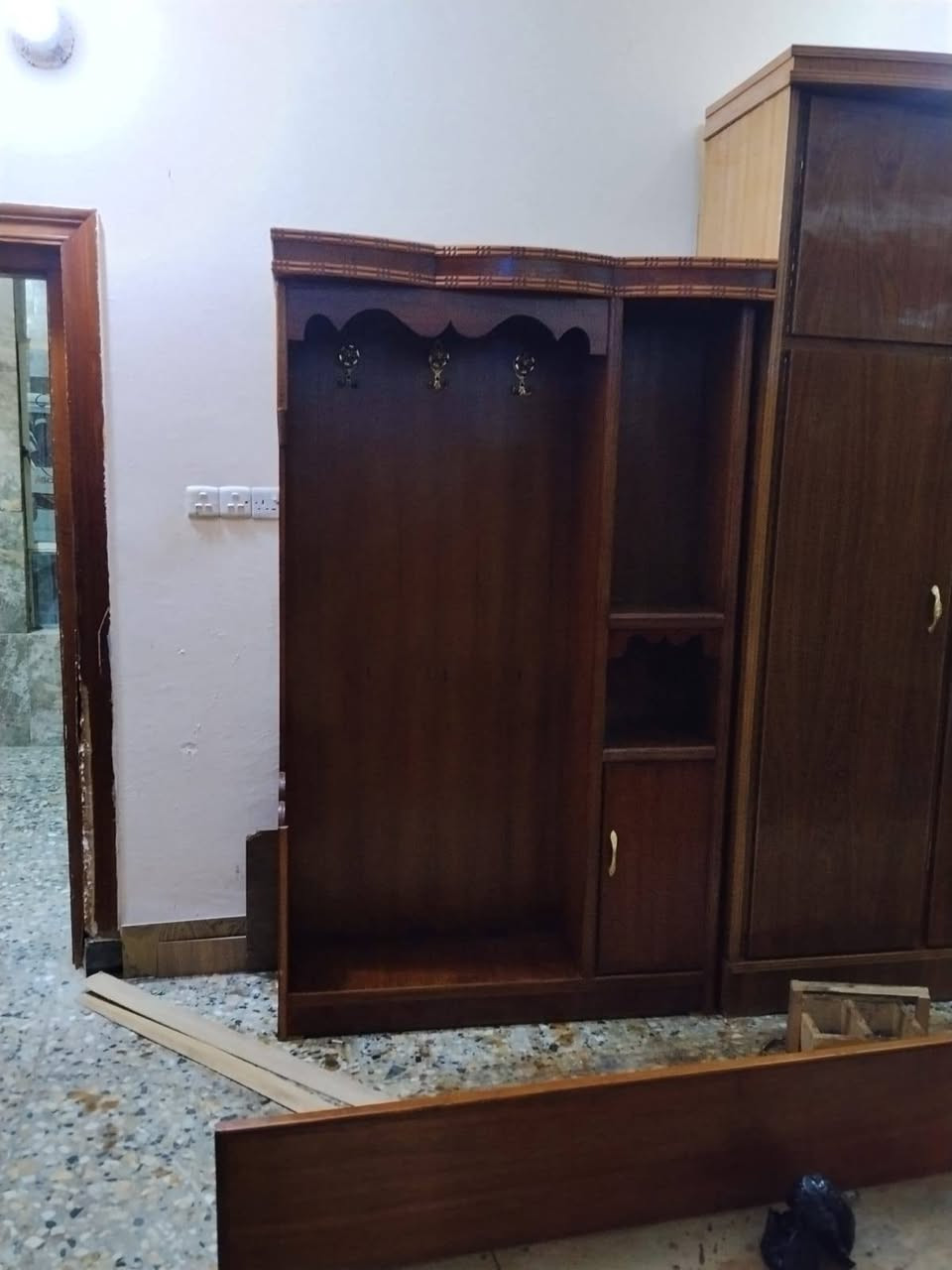 غرفه حطاطه مسرح  برتفاع عالي شقل احطاطه داخل خارج صاج  ***********
