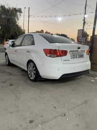 كيا سيراتو • شعدك