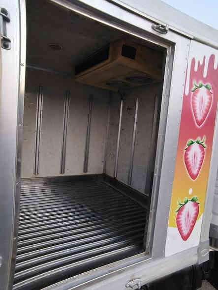 كيا بنكو اصل براد 2011 رقم انكليزي نجف. تبريد امامي خلفي شغال محرك 3000 مسكر. كير مكينه اكسن عالشرط..حصيره البراد جديده. مكفوله من ضربه والصبغ والتبديل والخياس سنويه لغايه 2030. السعر 128$ مكاني النجف الاشرف شارع المطار للاستفسار *********** غير متواجد عالفيس الشراي يخابر
