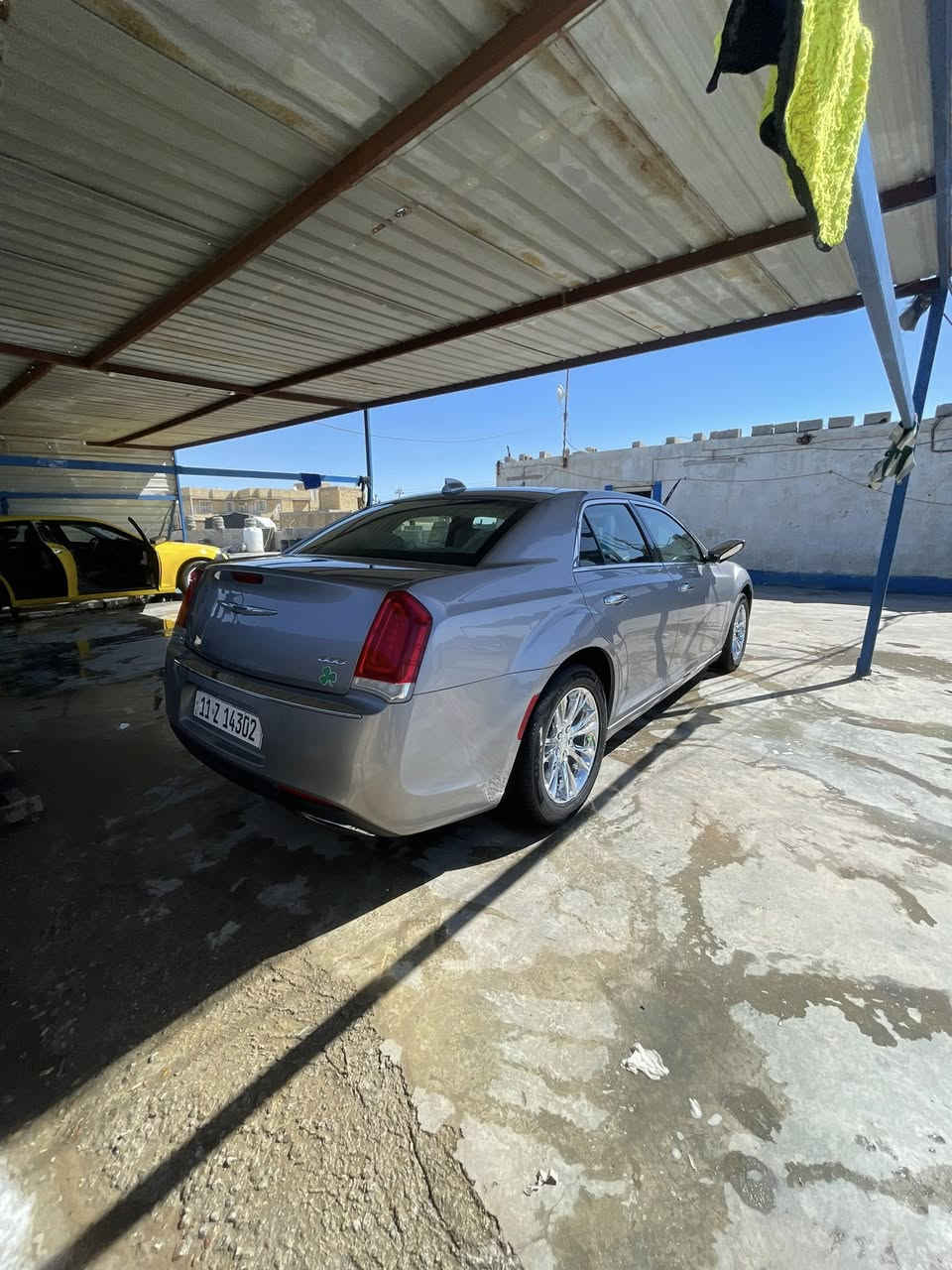 السلام عليكم
اوبامه 2018اصل لون سلفر سياره جديده بمعنه لكلمه داخل عسلي مكفوله كفاله بس باب سايق مقسم رقم بغداد بسمي تحويل مباشر مكينه كير حداديه كله مكفول ويل كروم وتايرات توني شادهن المكان ذي قار شطره 

***********
