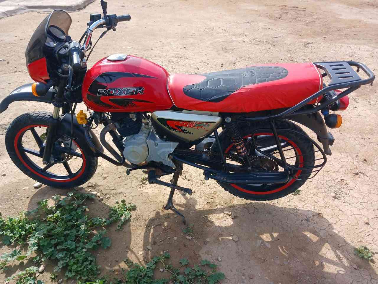 بوكسر مديل 21 اوراق اصوليه شرط الترقيم 
مكينه شركه مابيها نقص فقط صينيه مال زنجيل
مكاني ديالى مندلي جسر النفط 
السعر 950 وبيها مجال قليل
***********
ماشيه 16الف
