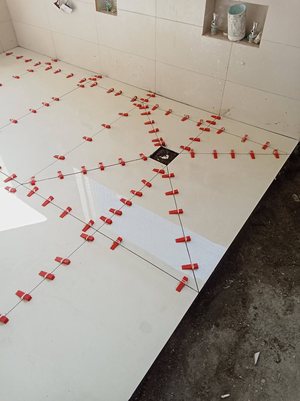 خلفه تطبيك ارضيات جدران
سيراميك مرمر كاشي
***********
شرط العمل نضافه ودرجه اولئ
واسعار مناسبه
