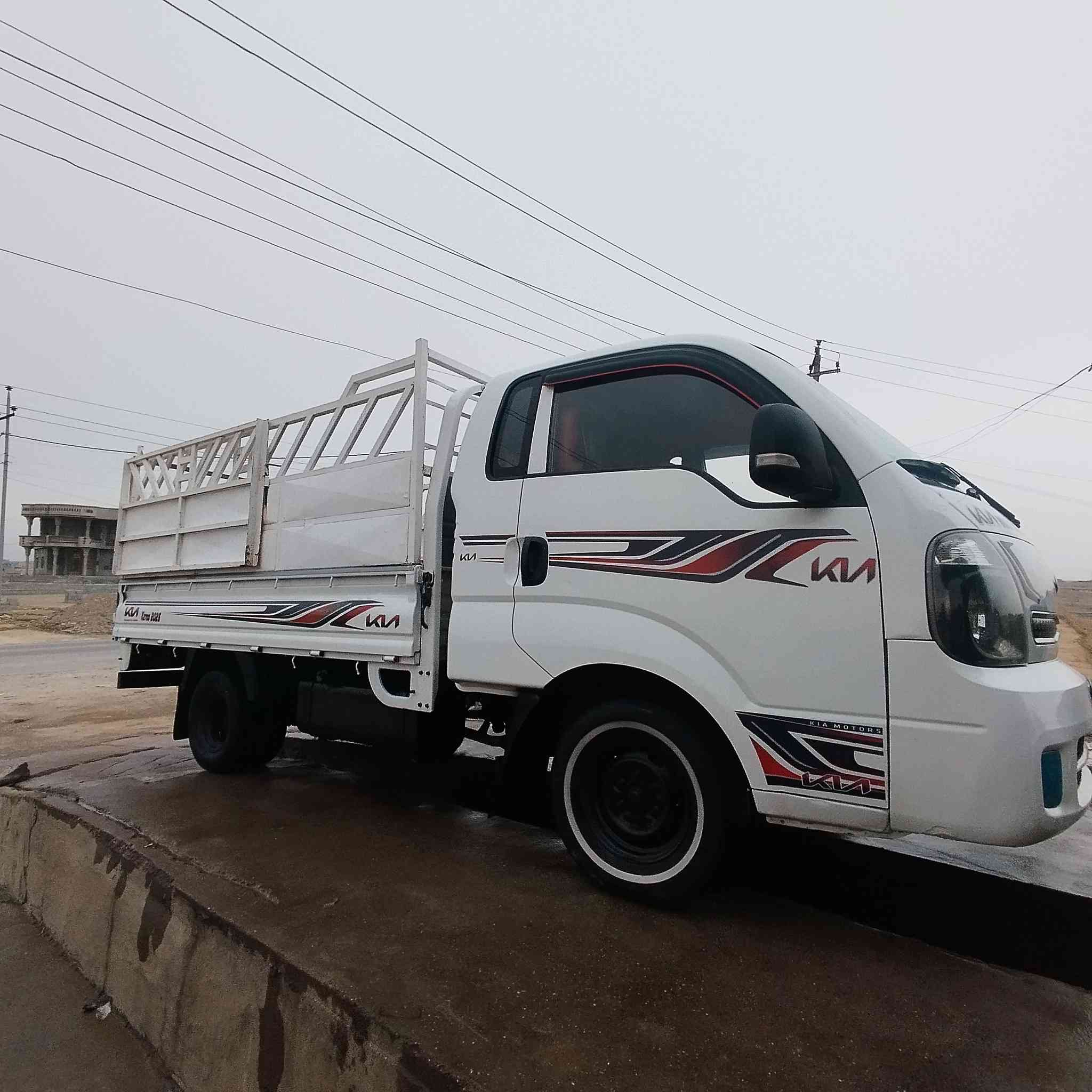 اقرأ المنشور قبل لاتخابرني يرحم والديك
كيه موديل 2019
رقم بغداد دولي مسطره مشروع وطني وين ما يعجبك احولك اني صاحبها الشرعي ما ابيع وكاله بس تحويل
كير شاصي صدر بور تواير وايرمنيه كلها شرط
 المحرك يبخر بيها طخات بالبنيد بدون دواخل سنويه لل 29
سعرها( 125) وبيها مجال شي قليل مكاني ناحيه القياره قريه العوسجه
***********
