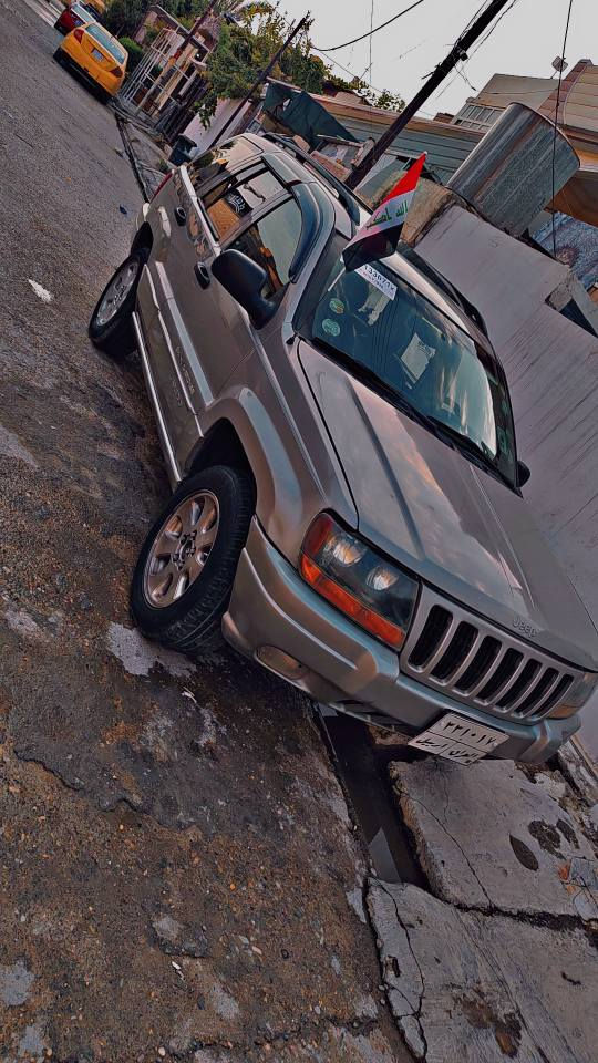 كير محرك تحويل بشرط فول موصفات فتحه سقف كهربائيه 
كشن كهرباء
كشن جلد 
تحكم ستيرن
كير اوتوماتيك محرك سته سلندر 4000
4 جام كهربائي *********** كركوك, العراق
