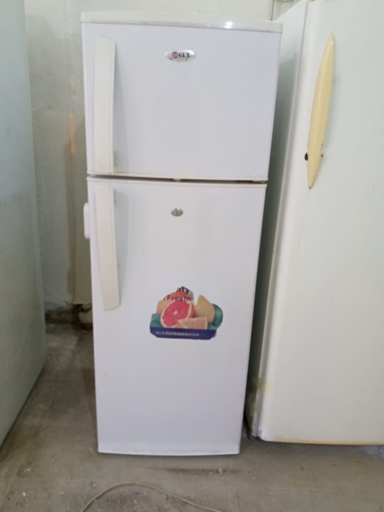 كلمن وسعره 
شغالات كل ضرر مابيهن 
حله باب المشهد 
مقابل مستشفى الولاده 
وبيهن ضمان ومراوس
***********
