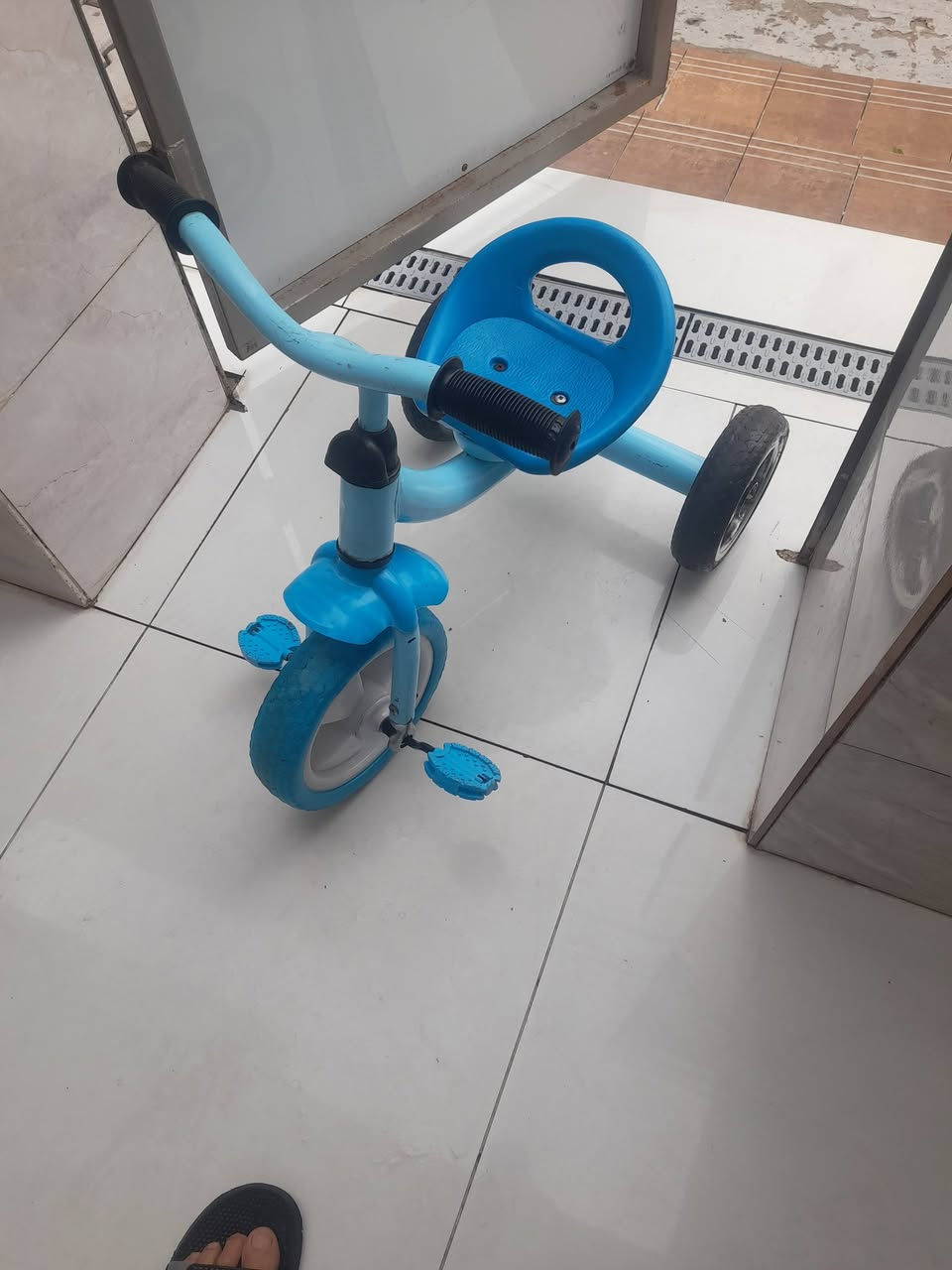 السلام عليكم باسكلات ثلاث تايرات نظاف كلش سعر الاثنين ٢٥ الف وسكوتر أوربي ١٥ الف بعقوبة التحرير ***********
