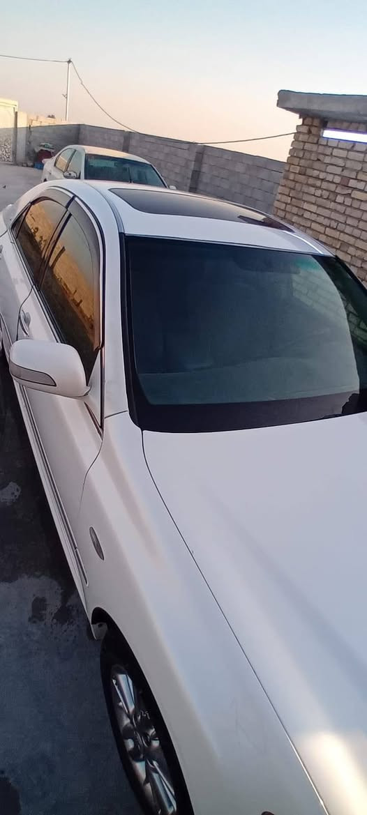 السلام عليكم كراون شاهينه للبيع رقم بغداد انكليزي شاصي 182 بسمي هزه جديده ***********
السعر 140
