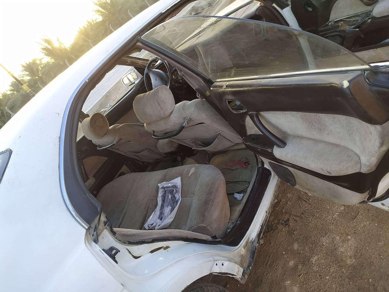 السلام عليكم بطه متصل بيها كصه قماره ورقم اسود السياره شغاله متروكه بيها مشكله بالكهربائيات مرات متشتغل ابيع سويج 15 وبيها مجال مكاني كربلاء ***********
