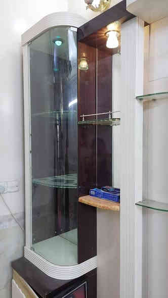 السلام عليكم معرض تركي اصالي للبيع متوازي عليه مكاني النجف الاشرف حي زهراء السعر 200مستعجل عليه الاتصال على هاذ الرقم ***********
