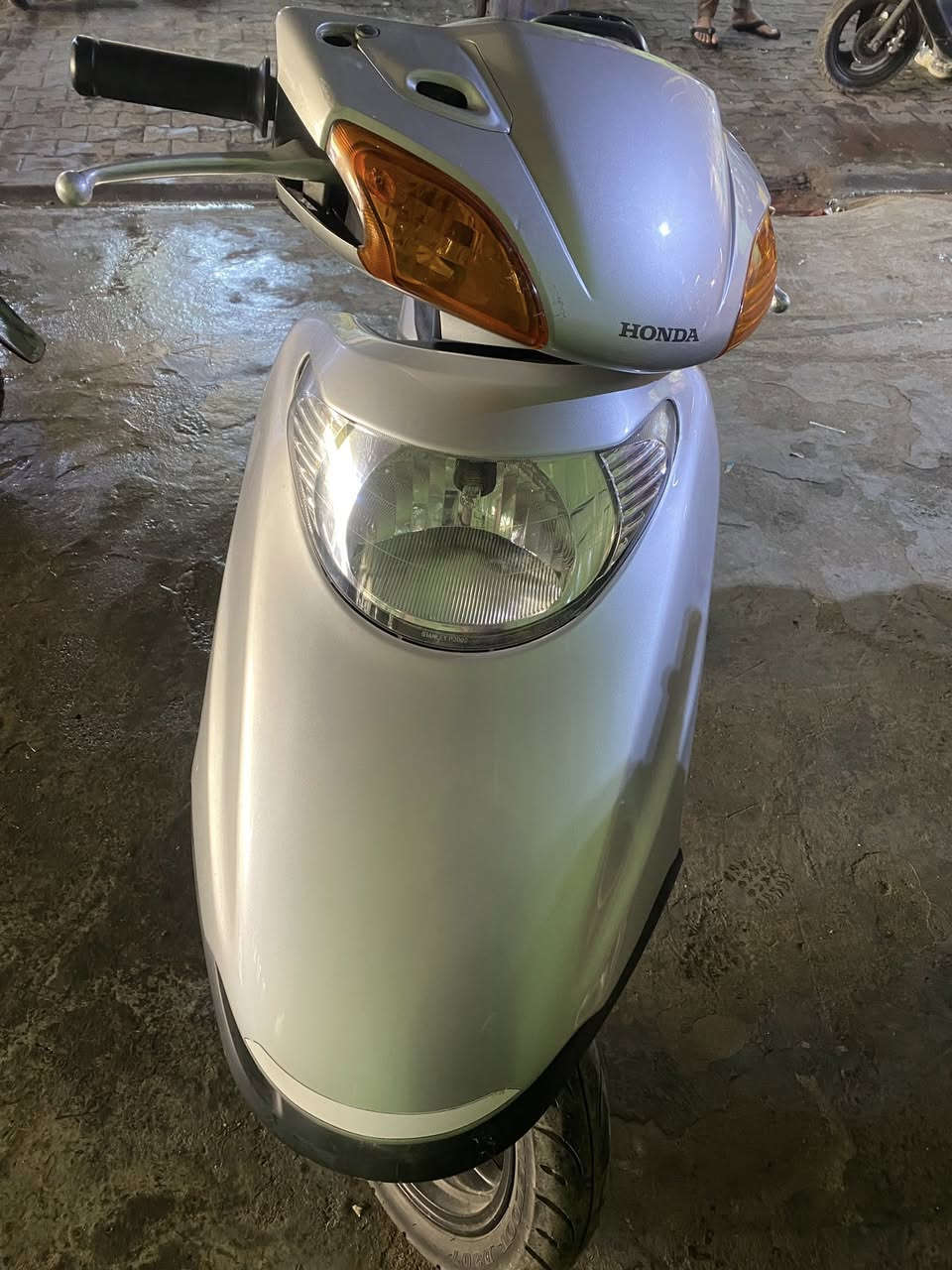 سلام عليكم. سبيسي. ياباني. مكفوله صار خمس ايام نازله من رمبه بكان كوت واسط الشرقية ‭٠٧٧٠ ٢٦٩ ٢٤٠٨‬
