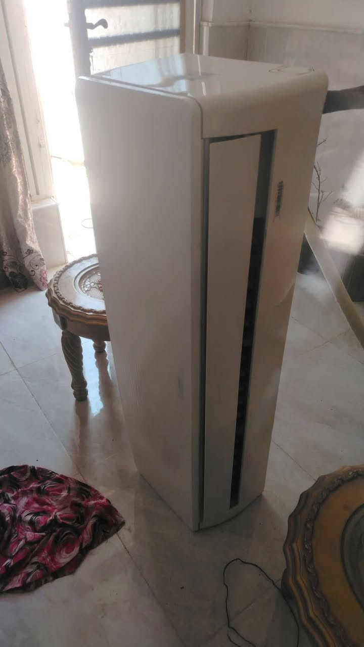السلام عليكم سبلت 2طن هيروو اخو الجديد مشدود موسم واحد اخو الجديد للبيع بروده فول مكانه حي العسكري قرب حي الشرطه السعر 400الاتصال عل رقم ***********
