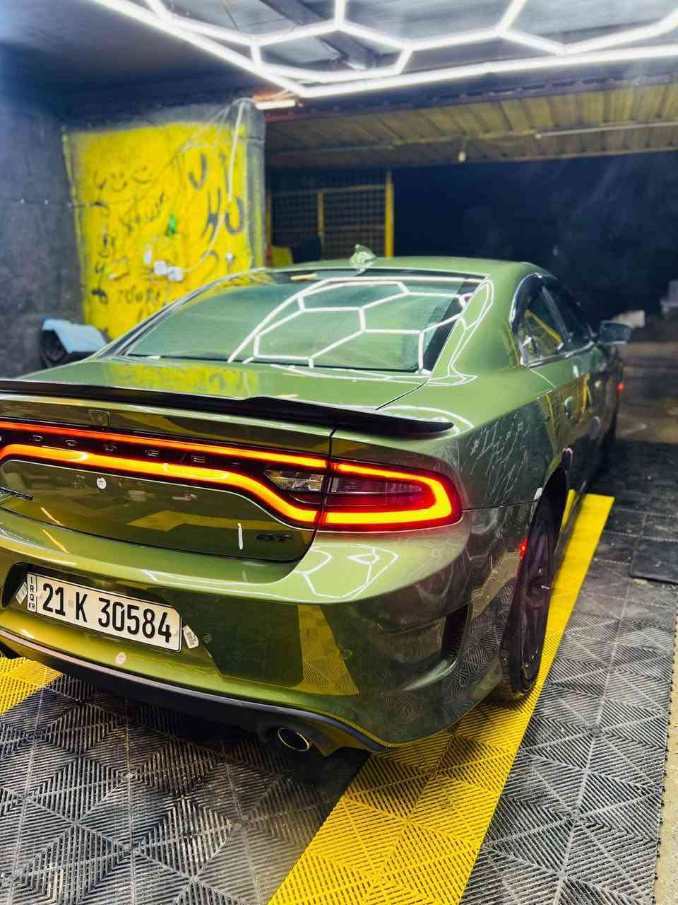 دوج جارجر 2021 جيتي رقم سليمانيه
لون زيتوني 
حادث جاملغ وبنيد ايرباك طاك
مكان السياره نجف
السعر 210 بي مجال
***********
الي يحب يتصل ☝️ ما متواجد ع لفيس
