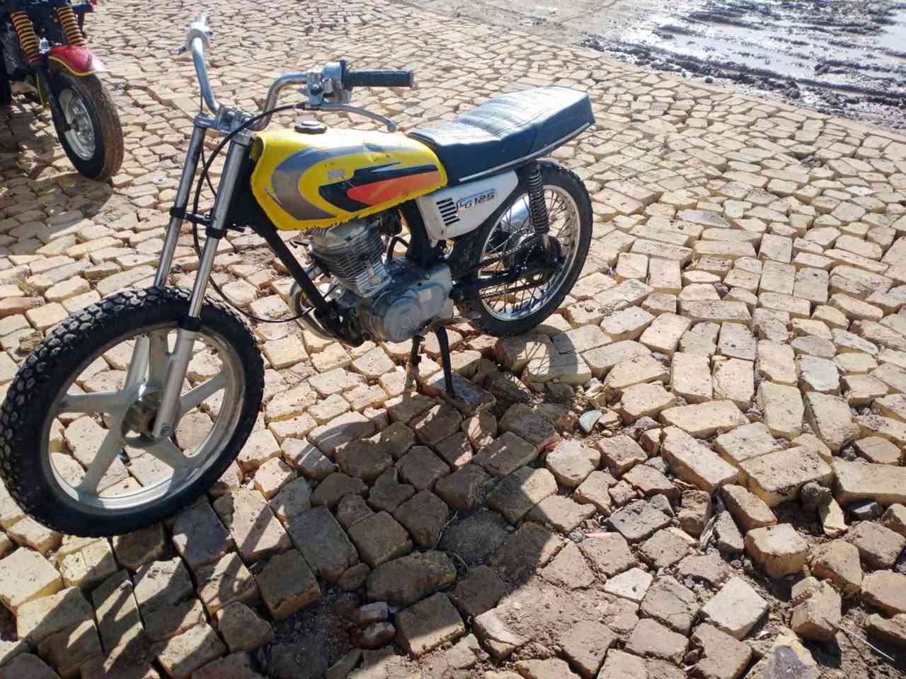 4 كير. كلك    250. رفاعي


**إذا كنت صاحب هذا الإعلان وتريد حذفه لأي سبب، رجاءا أرسل رسالة إلى الدعم الفني**