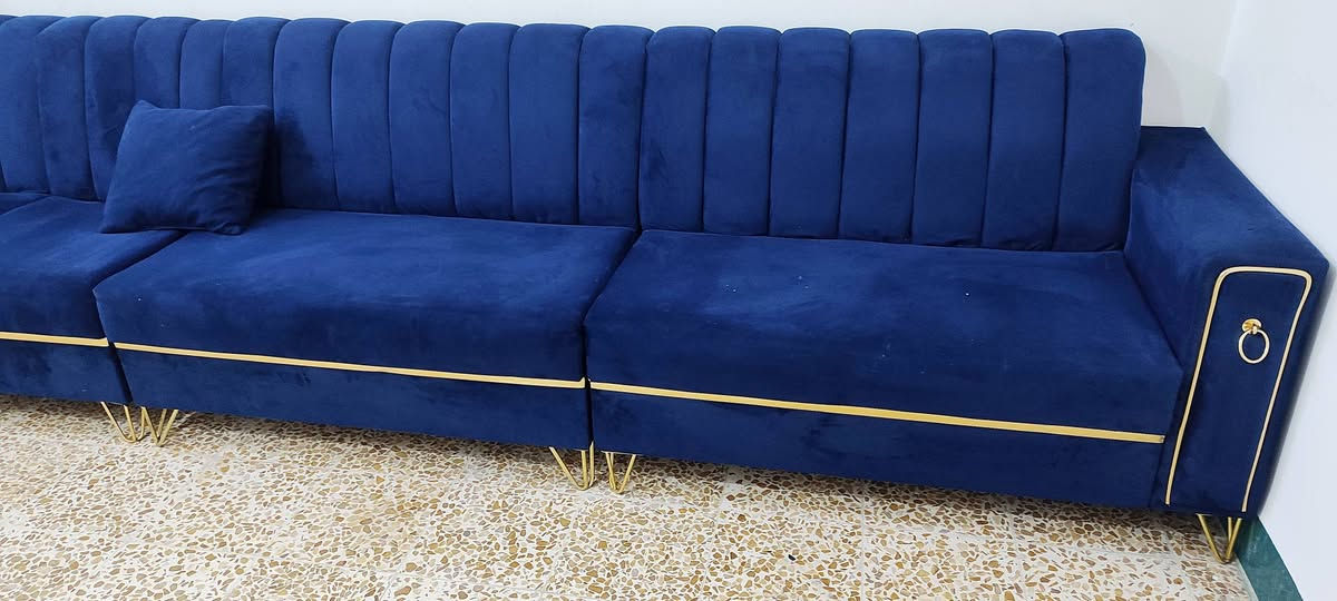 تخم قنفات نظيف جدا ٧ نفر ١٠٠ الف ***********
