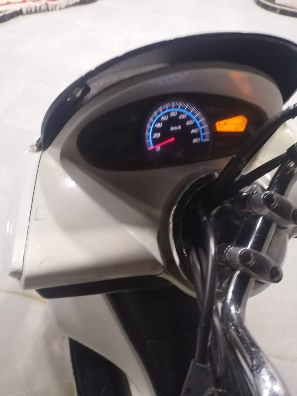 السلام عليكم pcxللبيع ماشيه ٣٥ دراجه حلوه ومرتبه مال جناي نقصها الاجنحه الي جون الدواسه فقط السعر ب١٢ ونص وبيها مجال مكانها ديالى بعقوبة الرقم***********
