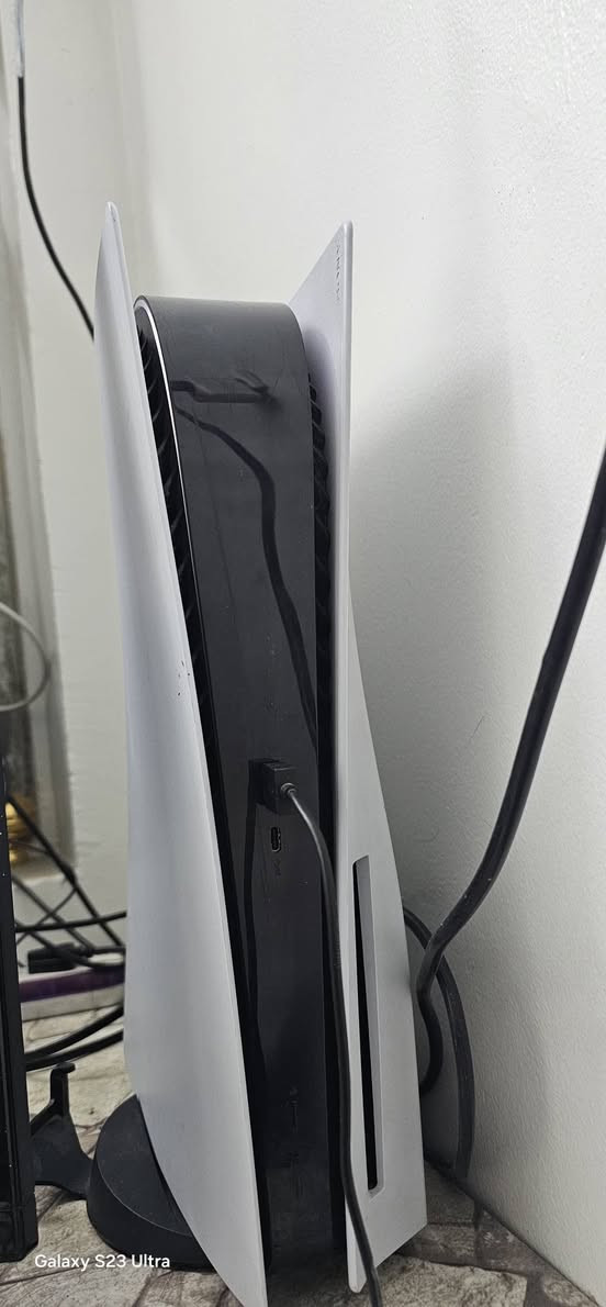 بلاي ستيشن ٥ للبيع مستعمل قليل ويه يده وحده مع قرص فيفا ٢٣


**إذا كنت صاحب هذا الإعلان وتريد حذفه لأي سبب، رجاءا أرسل رسالة إلى الدعم الفني**