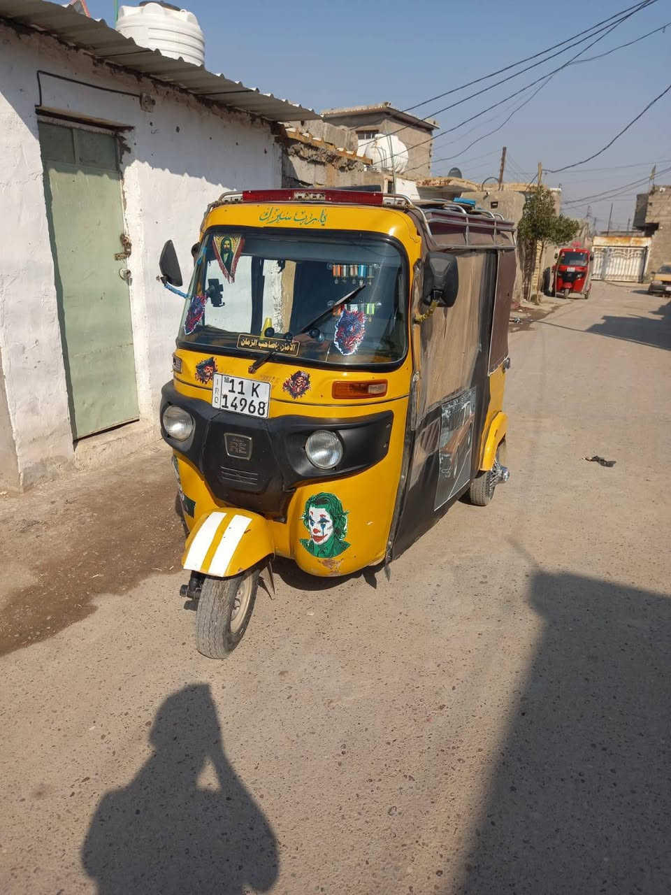 سلام عليكم تكتك 20 بيه طخات خفيفه  ما نقصه اي شي نضيفه  بدون سيبابه سعر 6 و 600 رجان مو شراي لا يتصل ،***********
