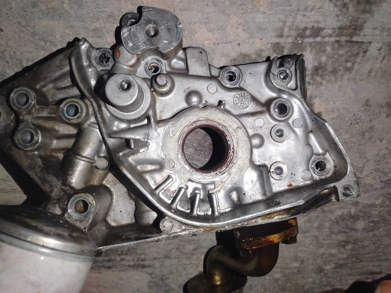 اغراض تفصيخ لانسر بومه لبيع  *********** بل كوت
