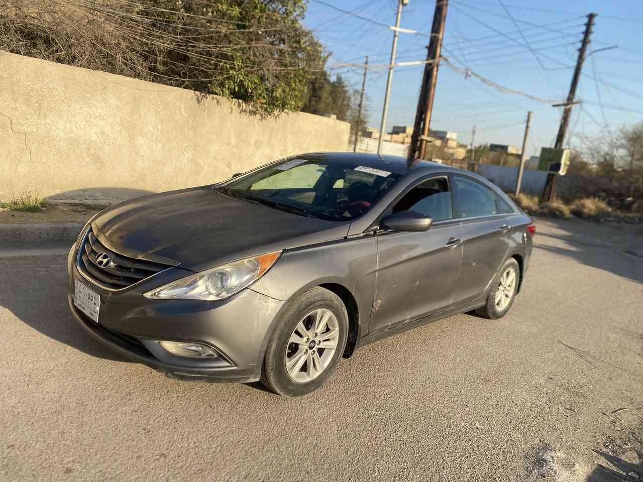 سوناتا موديل 2012 امريكي محرك 2400 محرك كير كفاله بيها اربع قطع صبغ مابيها  دواخل مكفوله   السعر 97عنوان بغداد الغزاليه كشنات كهرباء نص فول ***********
