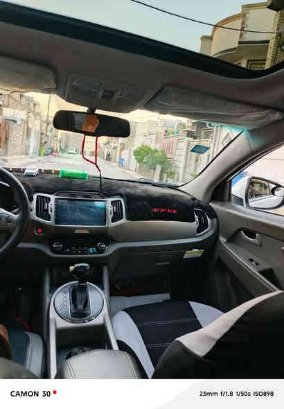 سبورتج ٢٠١٢ رقم بغداد السيارة فول خليجي محرك ٢٠٠٠ دوش مكفوله من كلشي اي نقص مابيهه صدر جديد
بصمه تشغيل وبصمه ابواب اشارة بالمريء حساسات كامرة خلفيه بانوراما بصمات عدد ٢ تدفئة وتبريد والسيارة بدون اي حادث بس بارد بسيط كما موضح بالسونار 
السعر ١٦٠ وبيهه مجال بسيط ***********
السيارة باسمي ثاني يوم تحويل مكاني بغداد
