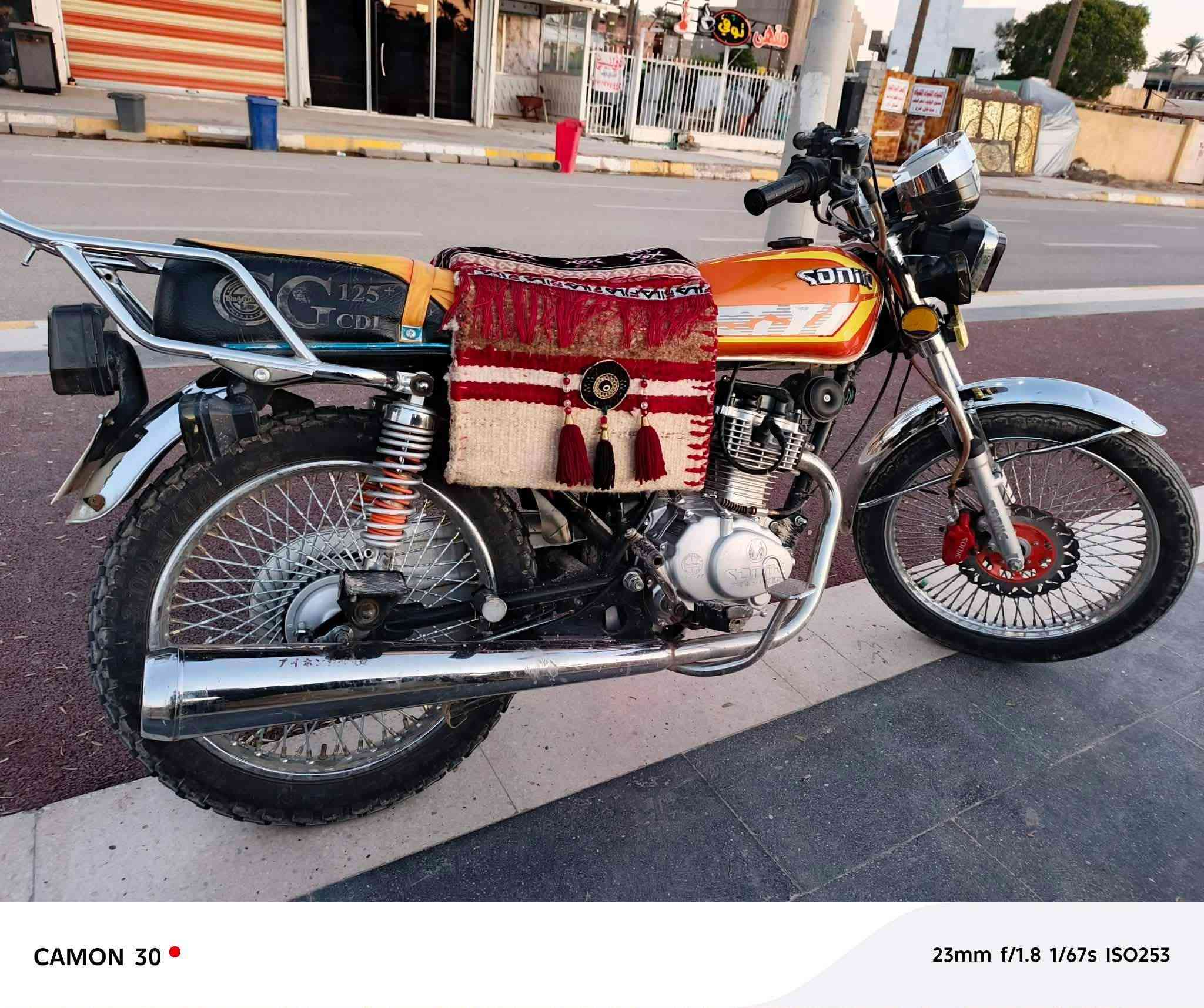 دراجة تايكر للبيع موديل ٢٠٢٤ كاملة ما بيها نقص كهربيات شغالة اوراق5كاملات السعر ب٦٢٥ وبيها مجال بسيط  مكان  ديالئ كنعان رقم *********** انتصل ودلل
