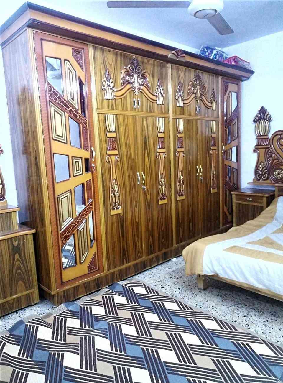 السلام عليكم عندي غرفه صاج عراقي سعر 800 وبي مجال رقم الهاتف ***********
