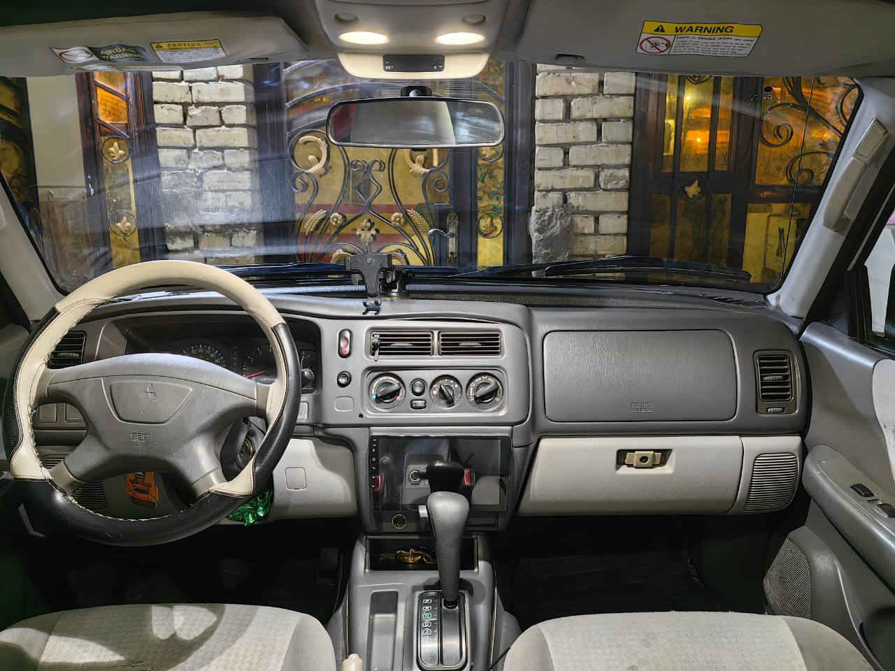 السلام عليكم سيارة ميتسوبيشي نتيفيا مونتيرو 2002 رقم اربيل باسمي هزة وبراد وسنوية جدد
محرك 3.5 كير تو ويل 2wl وارد امريكي حادثها جاملغ الايسر بارد سعر السيارة 82 
العنوان بغداد 
رقم الهاتف ***********
