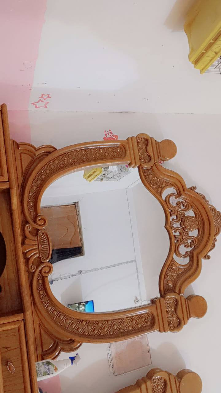 غرفه تزكام ثقيل كلش نظيفه كنتور طابقين ما مستخدم ابد اخو الجديد ناقص الغرفه فقط زاويه مسويتها بثلاثه قبل كم سنه بس مستخدمتها على نظافه سعرها مليون ونص مكاني نجف تجون وتشوف احلى من الصوره ونظيفه كلش نظافتها احلى من الصوره هم وداخلها كلش نظيفه الكنتور ابو طابقين ست بيبان وفوق سته


**إذا كنت صاحب هذا الإعلان وتريد حذفه لأي سبب، رجاءا أرسل رسالة إلى الدعم الفني**