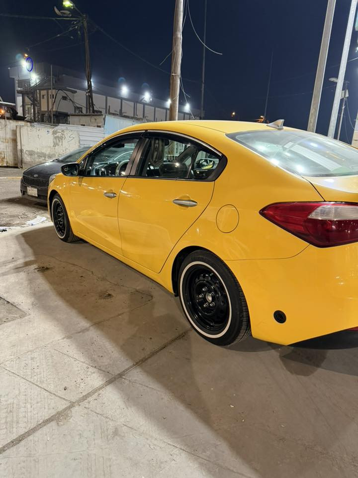 السلام عليكم كيا فورتي ٢٠١٦ حادث جاملغ وبنيد 

نفسهن معمرات السيارة بدون ايرباك بدون تبديل 

بدون دواخل ليبل واحد بيها منضومة غاز السياره جاهزه 

كير ومحرك كفالة وبيها بارد حافة قبق الجنطة

مصفر السيارة غرامات وهيئة

صور الحادث داخل المنشور والسونار داخل المنشور

السعر / ١١٨ وبيها مجال 

المكان/ بغداد البلديات نهاية شارع المصرف

التواصل / ***********
