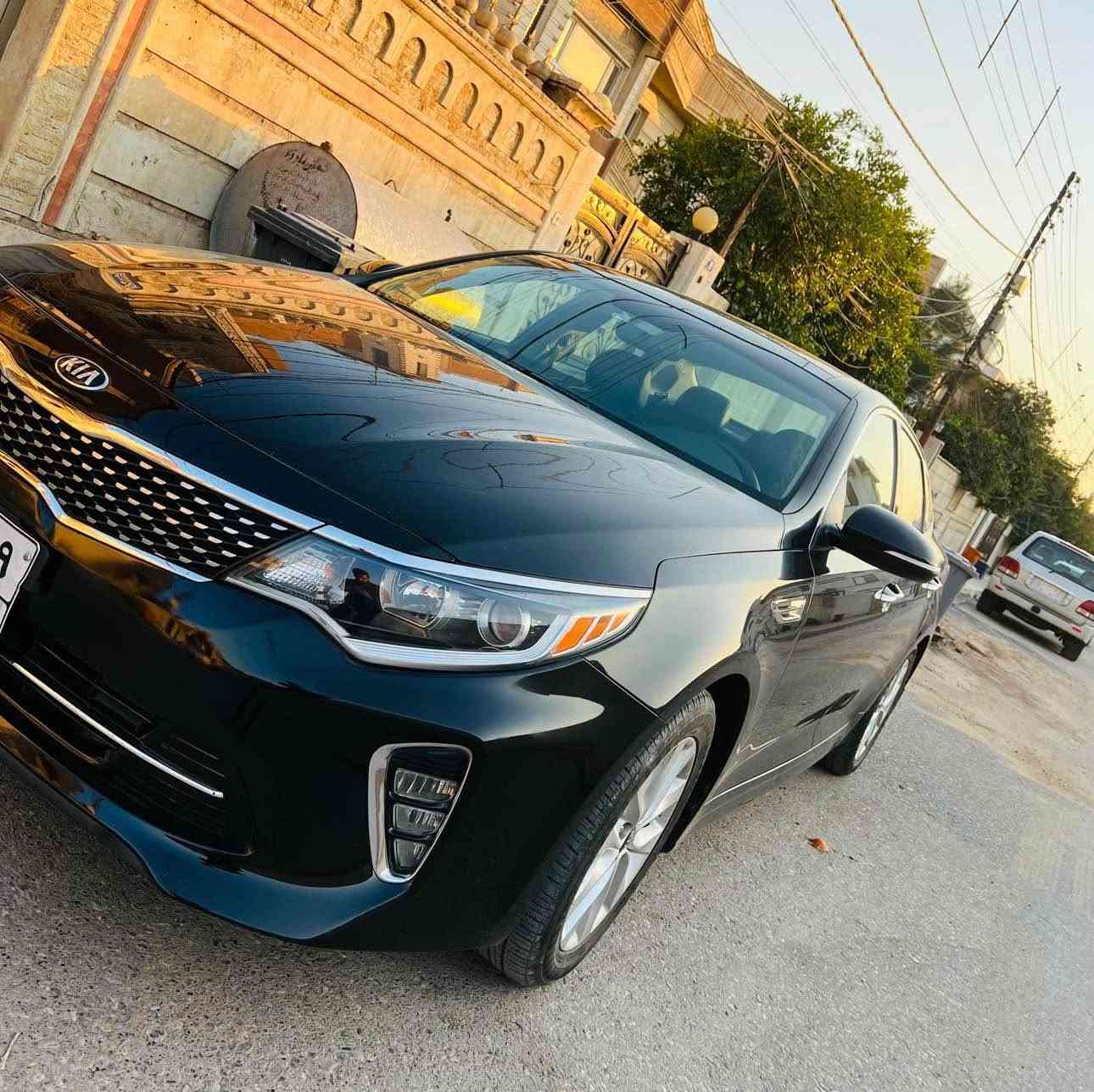 Kia optima S 2018
98000 miles 
تەنیا بۆنیتی سوبغە لەسەر ساغە بێ دەعم پشت و پێش کەپس هەندێ شوێن قنج و قۆپ بۆ جوانی پی دی ئار کرایە . مەکینەی کراوەتەوە . گێر و مەکینە بە شەرت أربيل, العراق


**إذا كنت صاحب هذا الإعلان وتريد حذفه لأي سبب، رجاءا أرسل رسالة إلى الدعم الفني**