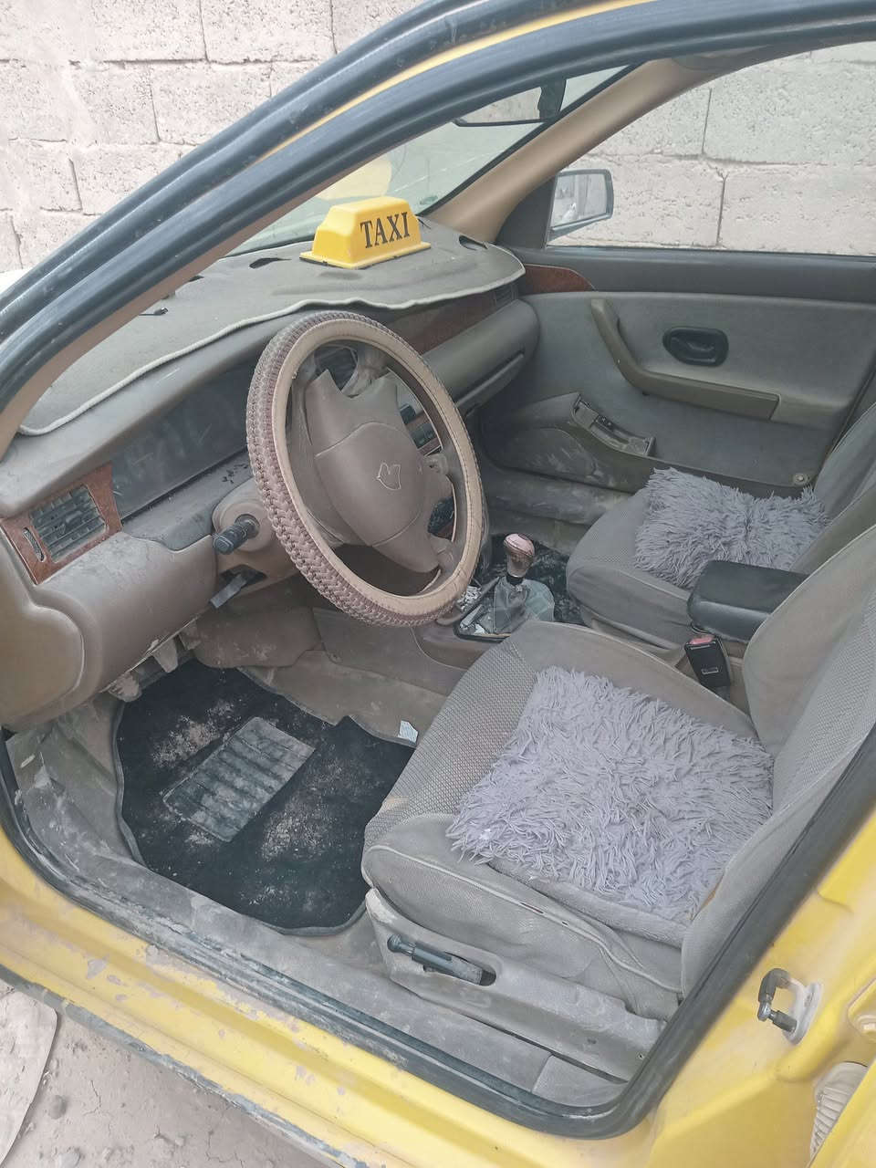 للبيع سمند موديل 2008 رقم بغداد 
سنويه عضم عاج ساقطه ب2019 شرط التحويل 
سعر  13  تفاصيل *********** 
مكان السياره سامراء
