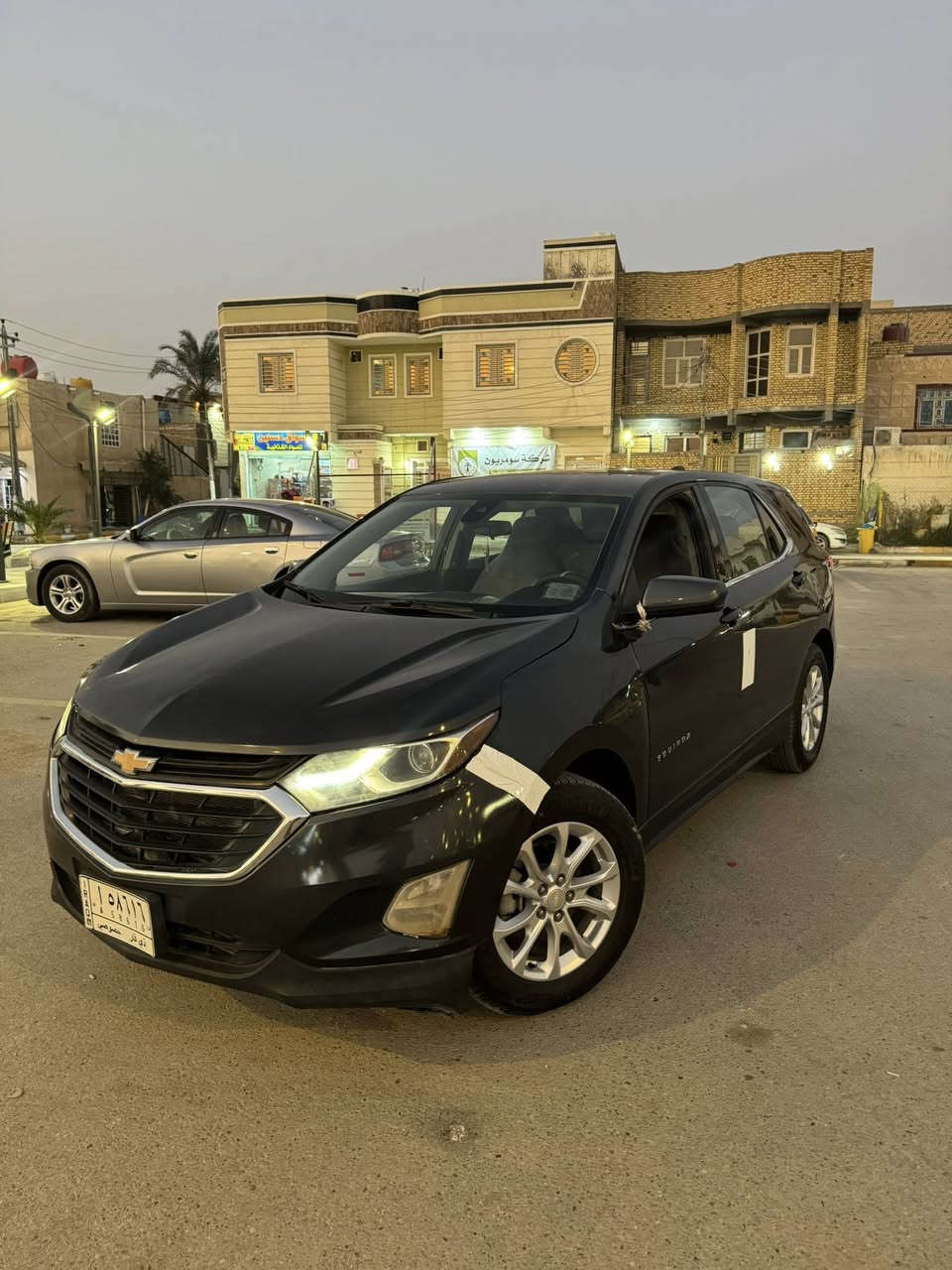 السلام عليكم شباب للبيع - شيفروليت اكوينكس )CHEVROLET EQUINOX.   LT
موديل : 2020

     السعر :  122$ وبيه مجال 

السياره ماشيه : 41الف ميل

المواصفات : 

4 سلندر  1.5L توربو

-لد نهاري 

-لايت زنون 

-كامرة خلفية 

-تبريد قطعتين 

-كشنات مخمل 

-شاشة لمس 

-سايد بريك بصمه

-جنطه شفط 

-مثبت سرعه

-مانع اصطدام

-كامره اماميه (رادار تثبيت مسار )

-3وضعيات كشن السائق

🔴 الحادث : مرفق بلمنشور جاملغ وبنيد بأمريكا وبلعراق صار بيها جاملغ ثاني صارت ٣قطع 

للأستفسار ☎️.  *********** واتساب وخط فيس مامتوفر
