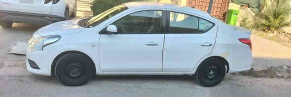 السلام عليكم
نيسان سني الهندي البليته الزركة موديل 2020 ماشية 45 الف قابلة للزيادة السيارة بأسمي من سنة 2020 عندي سعرها 110 ورقه رقمها بغداد مكاني شارع فلسطين  رقمي 
***********
