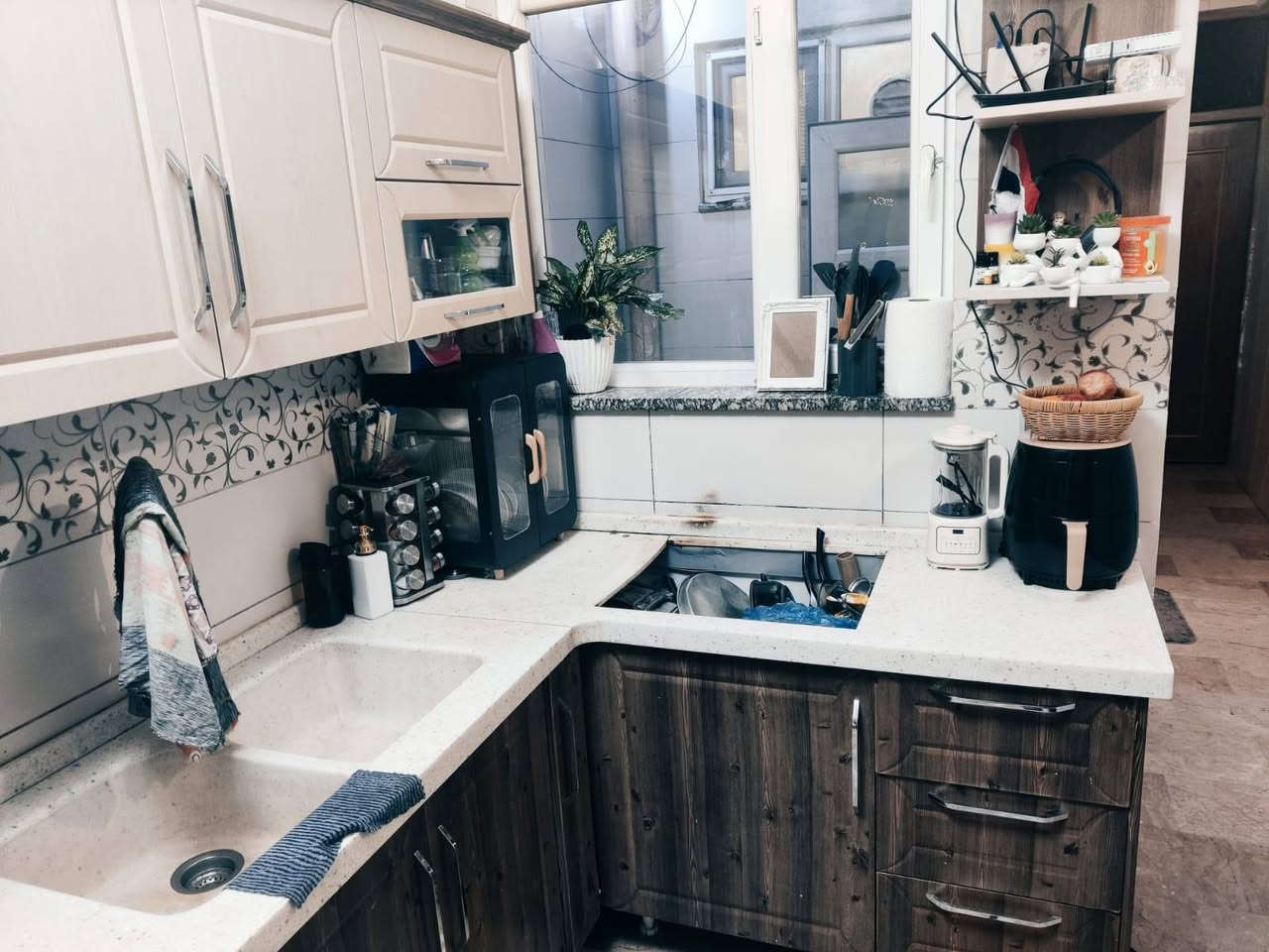 كاونتر مستعمل للبيع السعر ٥٠٠


**إذا كنت صاحب هذا الإعلان وتريد حذفه لأي سبب، رجاءا أرسل رسالة إلى الدعم الفني**