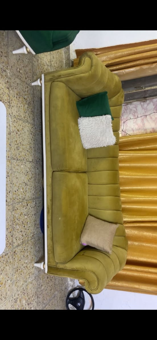 سلام عليكم للبيع تخم وطبلات مكاني بـغداد الاعلام مابي كسر وشك السعر 525 وخادم للطيبين ***********
