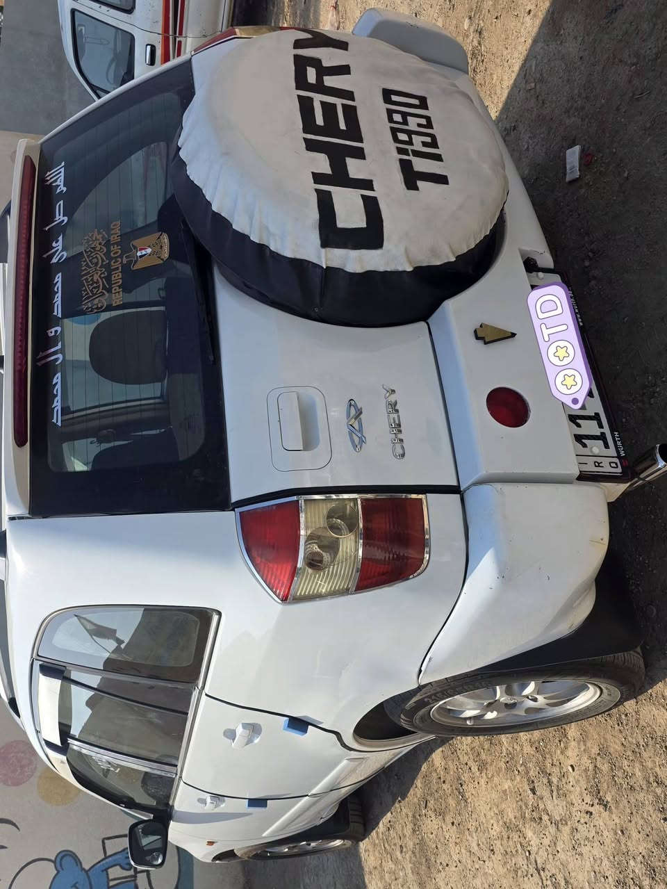 السلام عليكم..
للبيع تيكو موديل 2012 ..محرك 2000..
 كير ميكانيكي..رقم بغداد انكليزي..بأسمي.
السيارة مكفولة من الضربة والصبغ سونار موجود..تبريد..تدفئة..تدفئةكشنات..سلايد..
تحكمات..أرضية جلد..تخم تاير نظيف..
السعر 63 وبيها مجال قليل..
السيارة موجودة بديالى المقدادية للتواصل عالخاص او الاتصال *********** .
