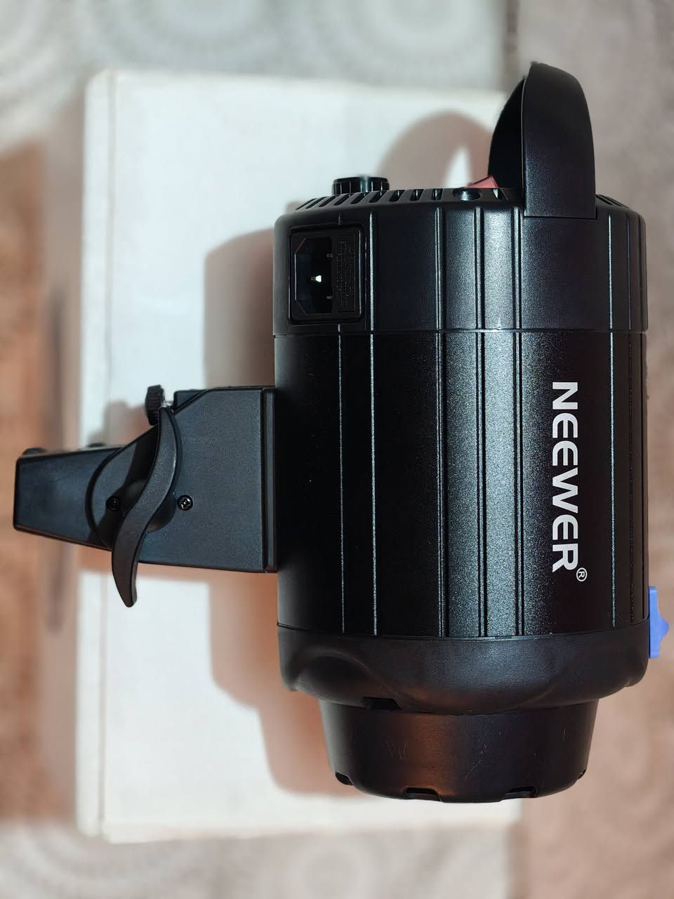 Neewer Luz LED Video Blanca 5600K CRI 95
حجم كبير ماركة Neewe خلي سعرك وتعال خاص توصيل موجود


**إذا كنت صاحب هذا الإعلان وتريد حذفه لأي سبب، رجاءا أرسل رسالة إلى الدعم الفني**