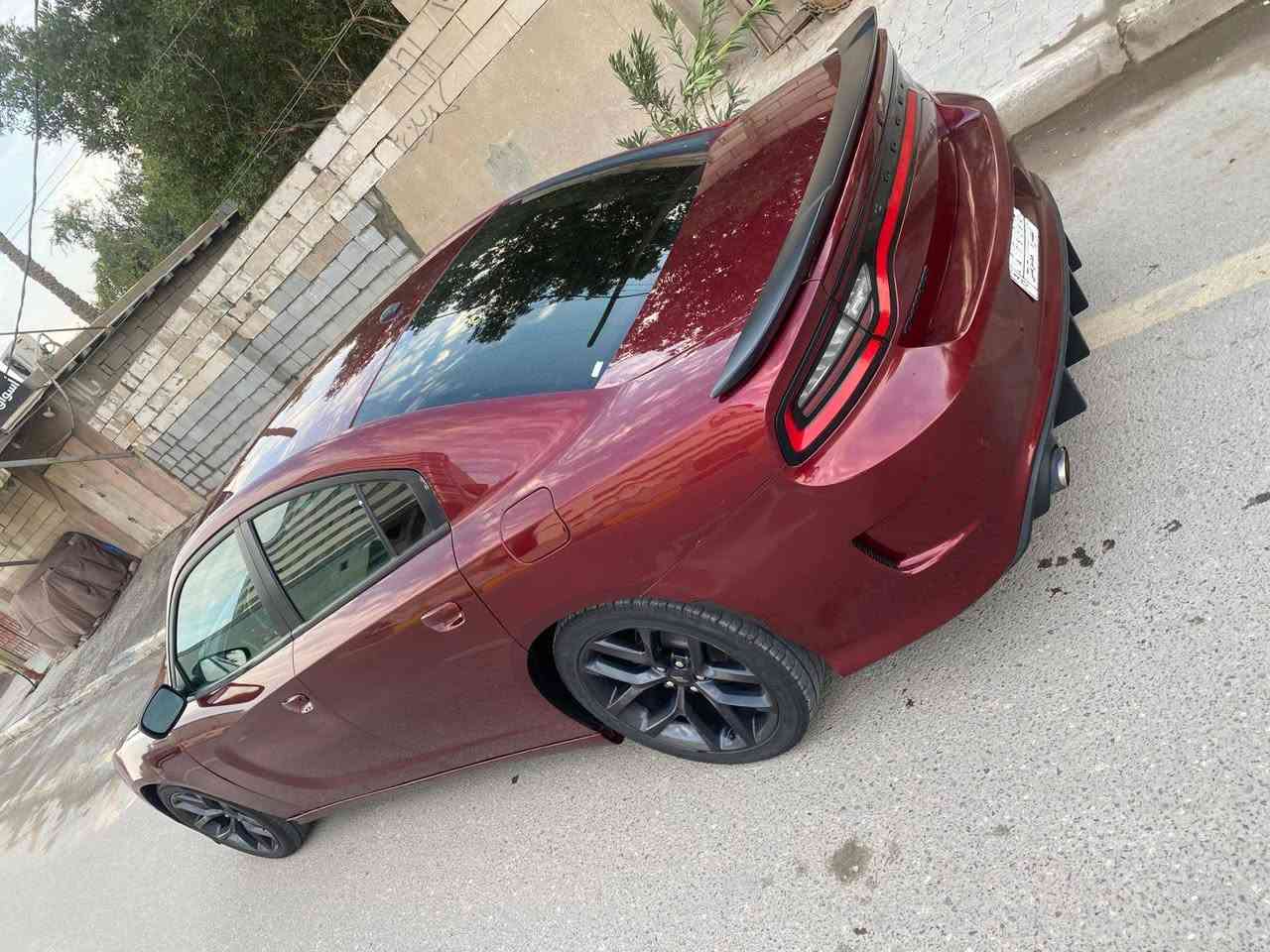 جارجر 2021 sxt
بصره حره لون ماروني حادثها جاملق فقط بدون ارباك حادثها كلش خفيف وبيها بارد بلجاملق خلفي مثل ما مأشر بلصوره سياره جديده ماشيه 37 ميل سعر 225للاستفار  
***********
