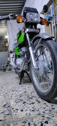 دراجه رقم وسنويهه  مديل 19 قبل شهرين طالع من الوكيال الربيعي بل سنويه ...