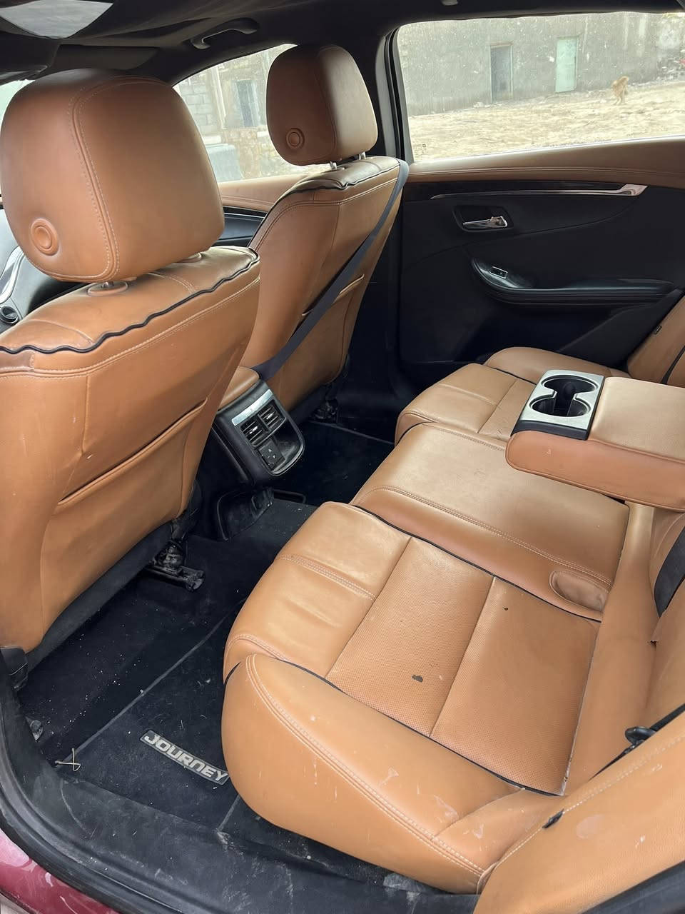 السلام عليكم امبالا 2020 خليجي 6سلندر فول مواصفات اعلى فئه بيها 3 قطع تبديل جاهز وكلش جديده ونضيفه داخله معوقين ومتوفي راعيها بدون لوحات السعر خاص وترهم مراوس ***********
