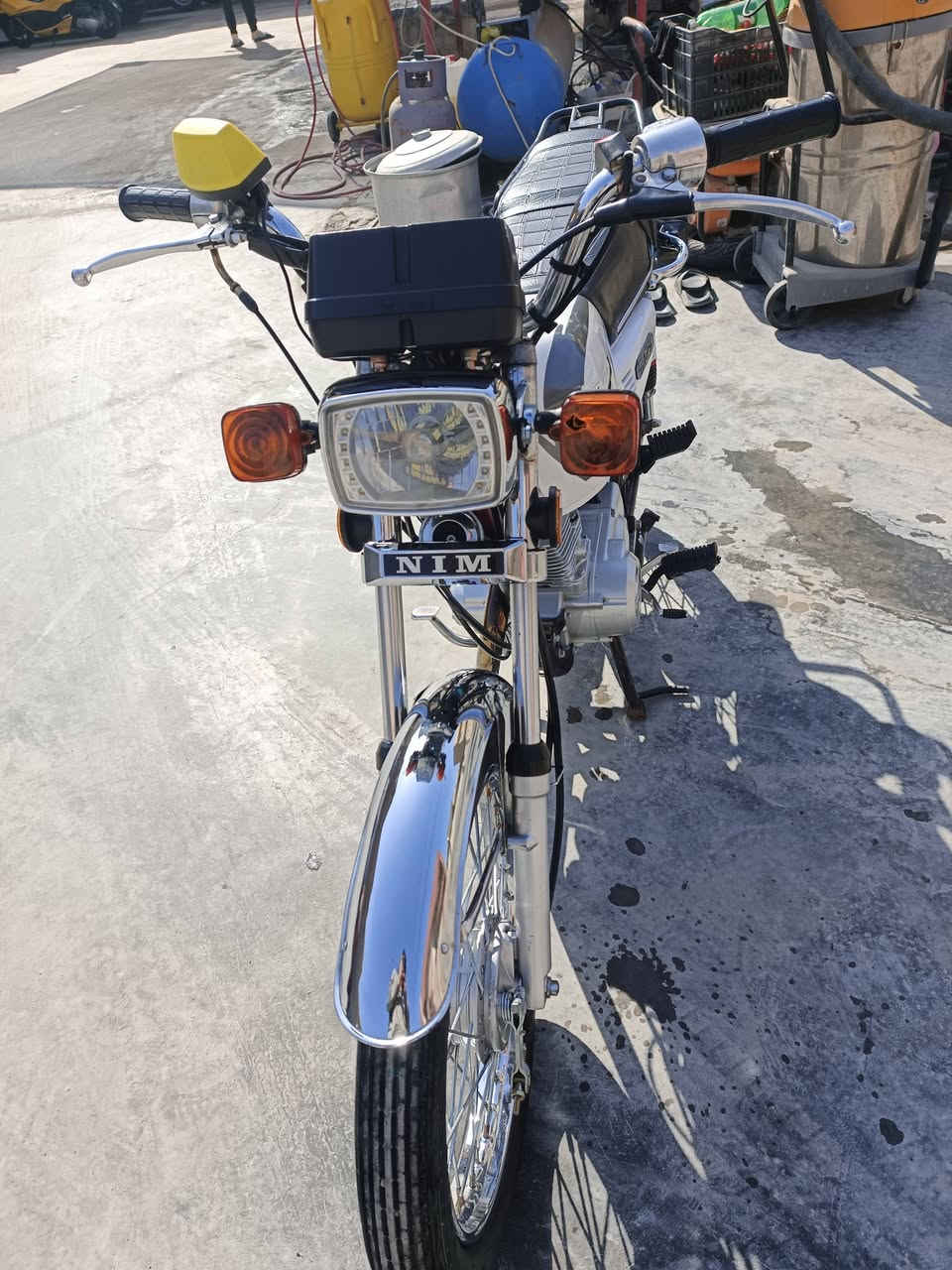 دراجه نامه متياز 25
كهربيات كلها شغاله
محرك برغي ماملعوب بي
سعر 600وبيها مجال المكان بعقوبه خريسان رقم تلفون ***********
