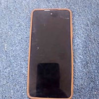 انفنكس بي فطر بشاشه مامأثر علي شاشه شغال سعره ٤٠ ، كلكسي A022 ذاكرة 64...