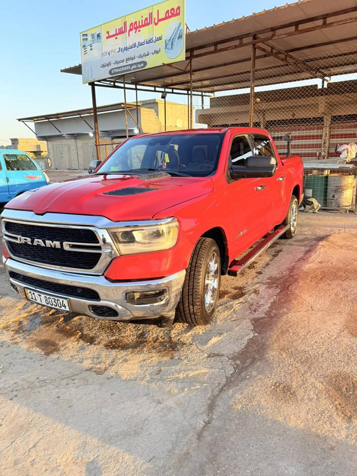 السلام عليكم رام للبيع موديل 22 ماشيه 74 السياره كلش نضيفه ونزلت السونار مالته باب طويل بدي قصير السعر 285 ***********
