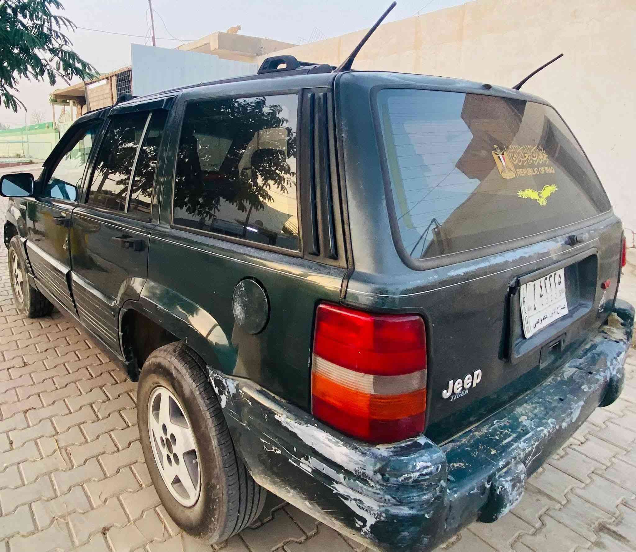 سلام عليكم جيب شيروك للبيع موديل 93 كير ومحرك بطه صدرها نظيف تخم طيارات جديد رقم صلاح الدين رقم  انكليزي وشرط التحويل السياره نظيفه وحلوه مال عيله مكان السياره كركوك قضاء الحويجه السعر 38 وبيها مجال ومراوس حسب القناعه

رقم الهاتف ***********
