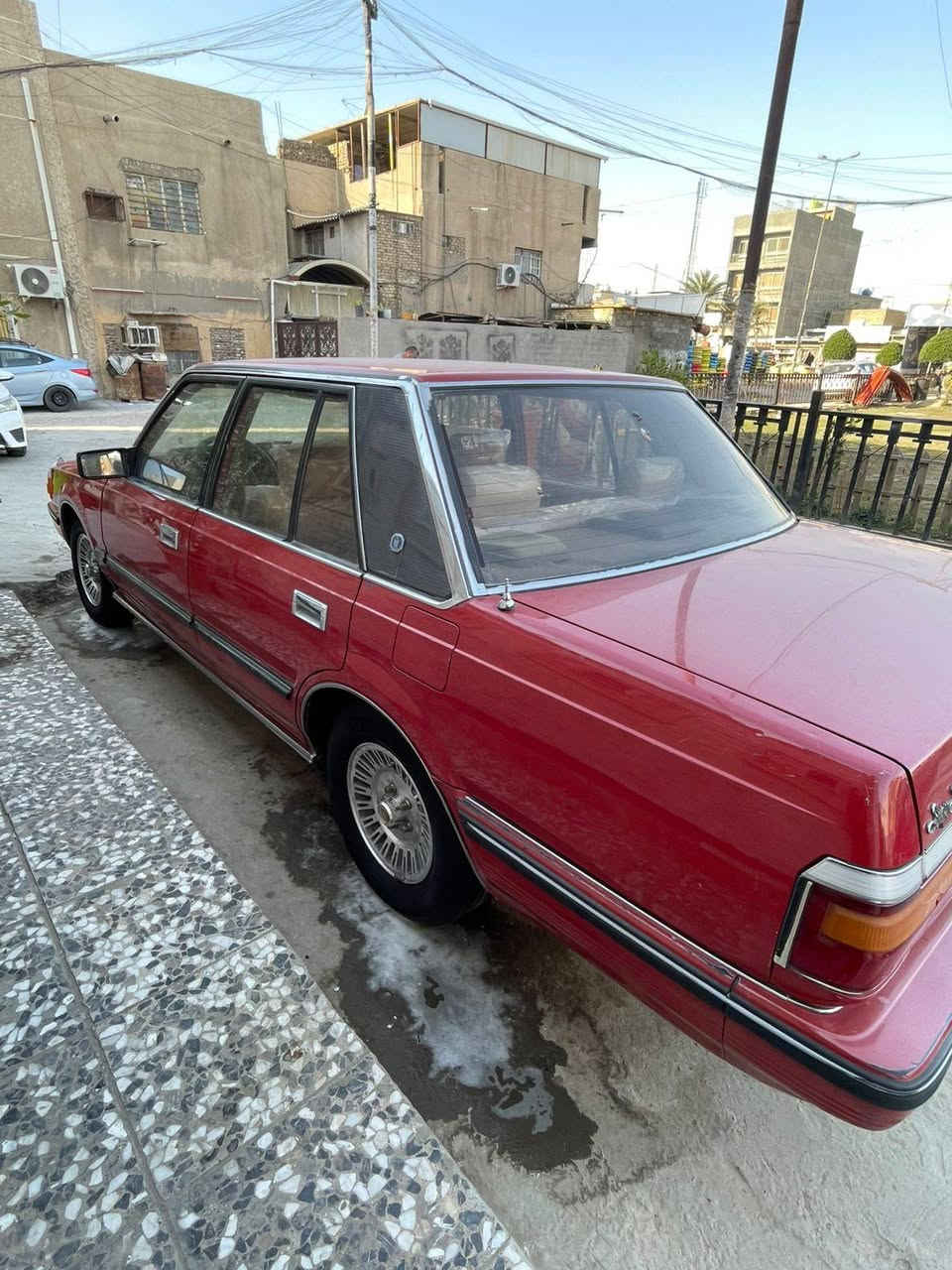 سلام عليكم سوبر ٨٤ لبيع محرك بطه ديلكو مكفوله كفاله عامه من صبغ دواخل جديد تبريد شغال تخم تاير رقم ديالى انكليزي بسمي سعر ٧٠ مكان بغداد الحبيبه رقم الهاتف ***********
