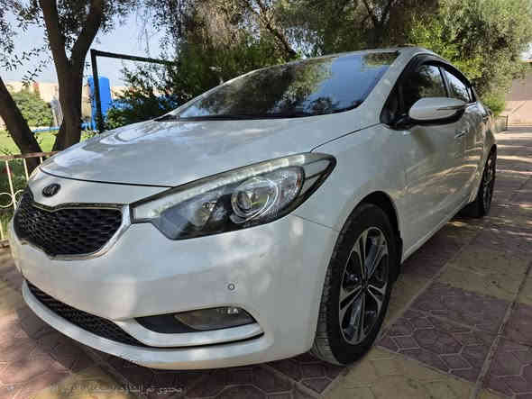 للبيع سيراتو ٢٠١٤ ابيض خليجي
فول مواصفات
رقم نينوى الماني
سلايت
حساسات 
٥ ويل كب
شفتات 
كشنات جلد 
محرك ١٦ دوش
ماشيه ١٤٧ الف
بدون صبغ
السنويه باسمي 
السعر ١٣٠ ورقه 
***********
