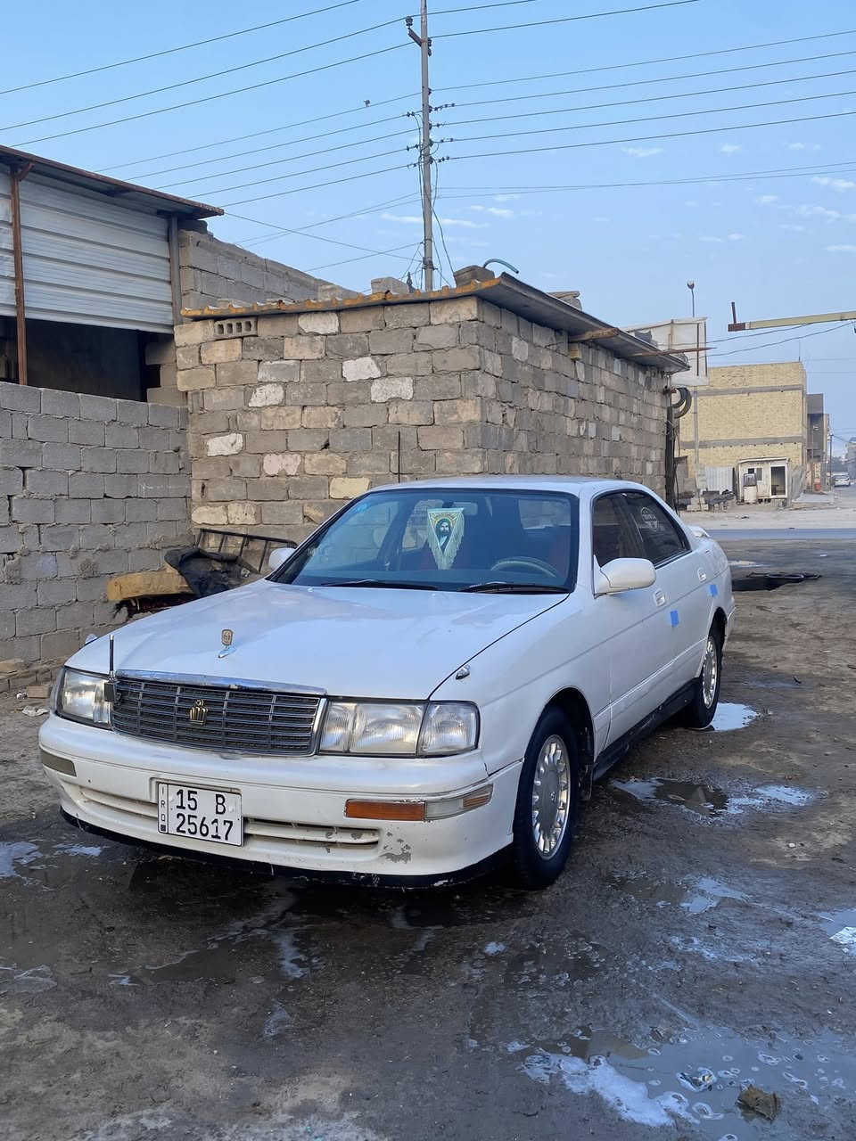 سلام عليكم سياره بطه متصل مديل ٩٢ البيع والمراوس.   
راس ثور مكفولهً كص ونقل جثه سياره حلوه وجاهزه مكينه وكير وحداديه إماميه وتخم تاير خير من الله سياره كلش حلوه رقم أنبار إنكليزي. بسمي سنويه ٢٠٣٠ تحويل ثاني يوم دواخل جديده سياره نقصها بس حداديه الوره فقط سياره كلش حلوه السياره احله من البل. صوره شرط. السعر ٤٥وبيها مجال مكان كربلاء رقم الهاتف.   ***********/***********
